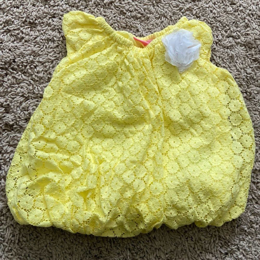 made with love by Place Yellow Short Sleeved Bubble Top with White Flower Detail